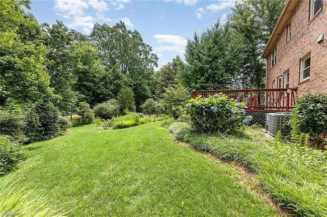 Building Photo - Earn Wealth While Leasing - Like a Homeown...