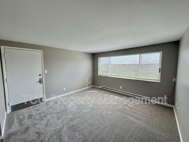 Building Photo - 1443-1467 Catherine St