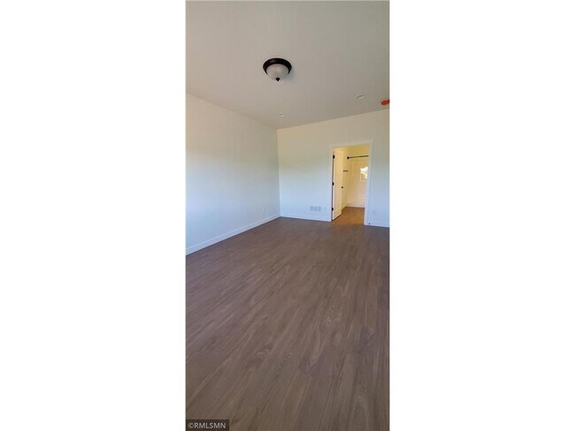 Building Photo - 1229-1231 Wisteria Ln