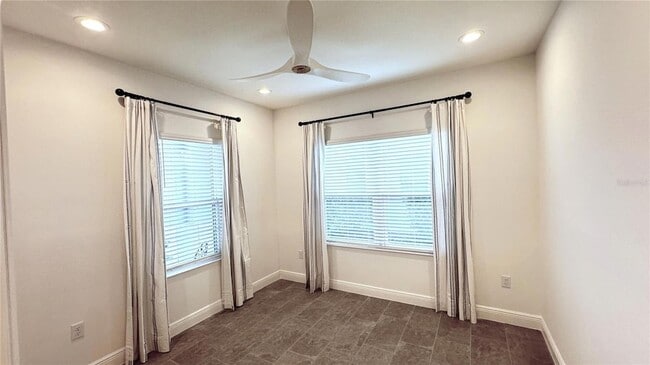 Building Photo - 14608 Barefoot Ln