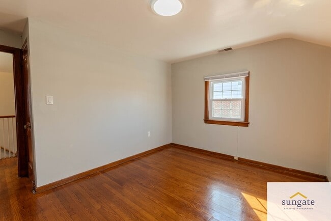 Building Photo - 5615 Queens Chapel Rd