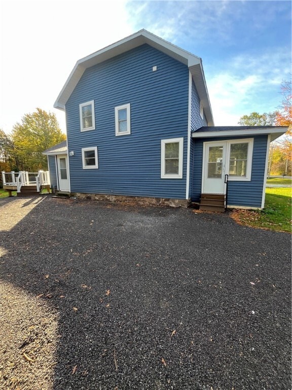 Building Photo - 6812 Lakeside Rd