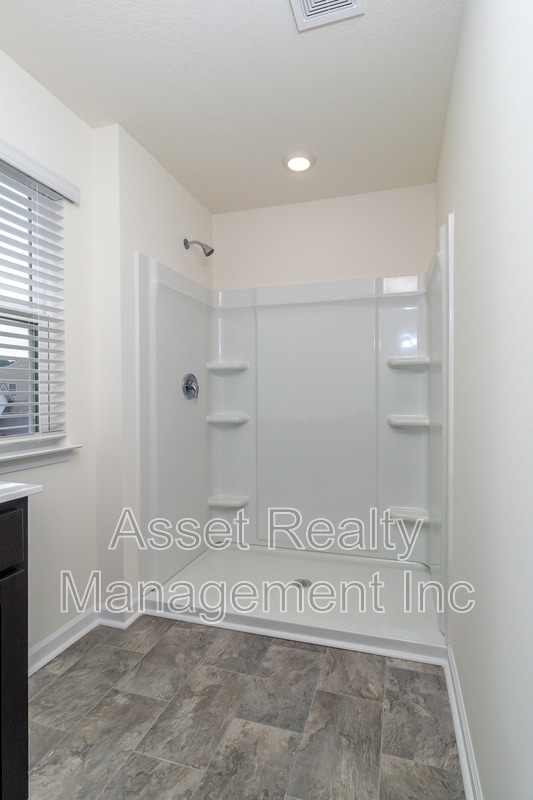 Building Photo - 3048 Nicole Cir