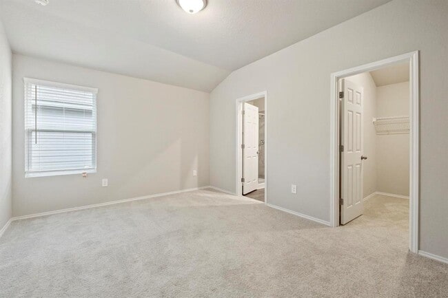 Building Photo - 3209 Ridge Pl