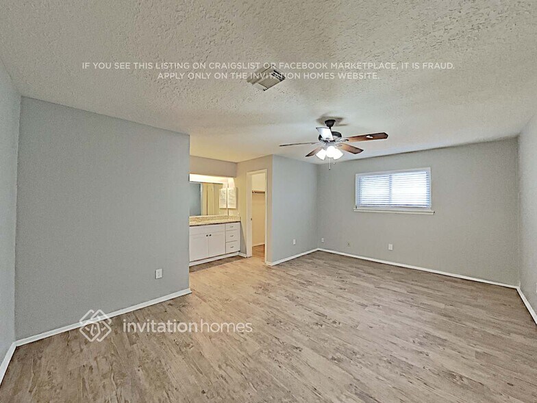 Building Photo - 3014 Early Turn Dr