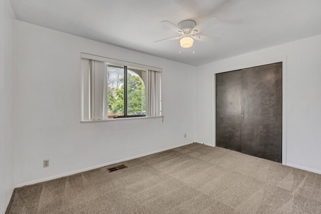 Building Photo - 1431 Arthur Dr