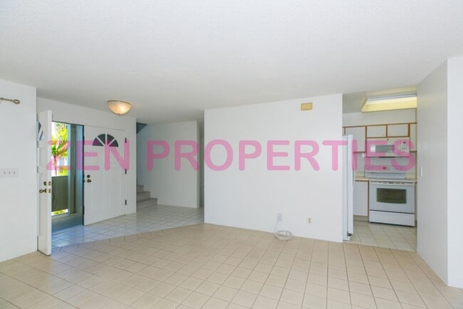 Building Photo - 3 bdrm/ 2.5 bath townhome for rent at Neho...