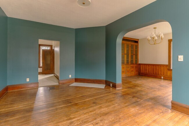 Building Photo - Stunning 2 bed, 1 bath, first floor apartment with views of Mill Run