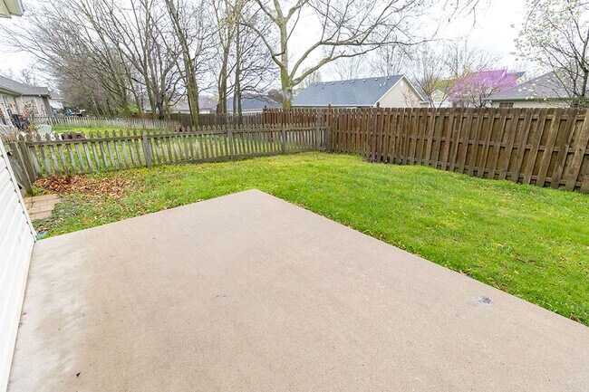 Building Photo - 4700 Fenimore Dr