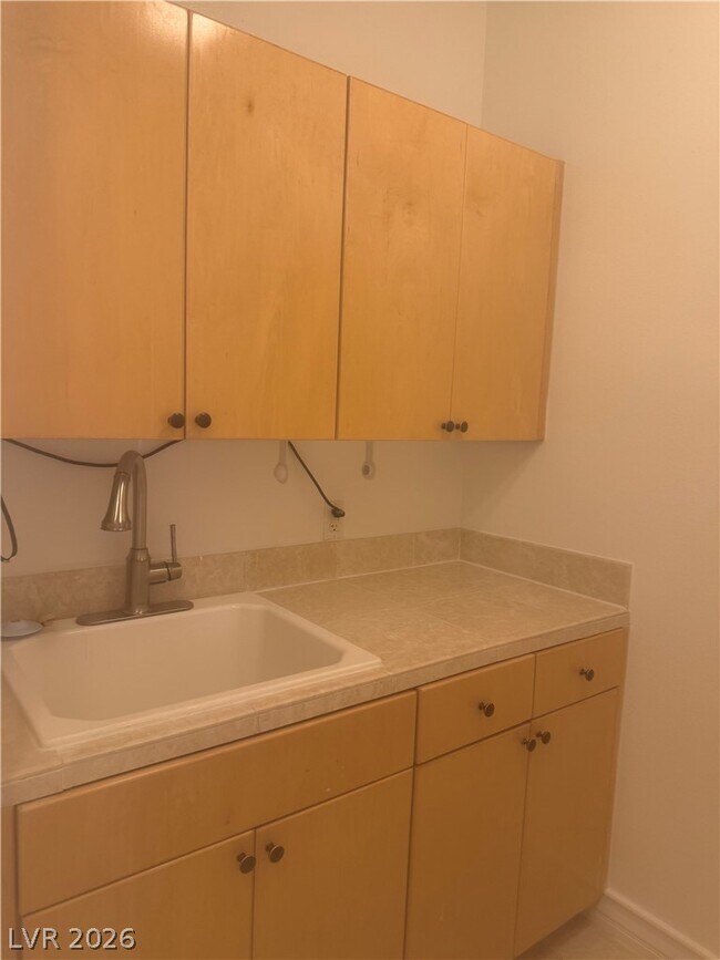 Building Photo - 3163 Lido Isle Ct
