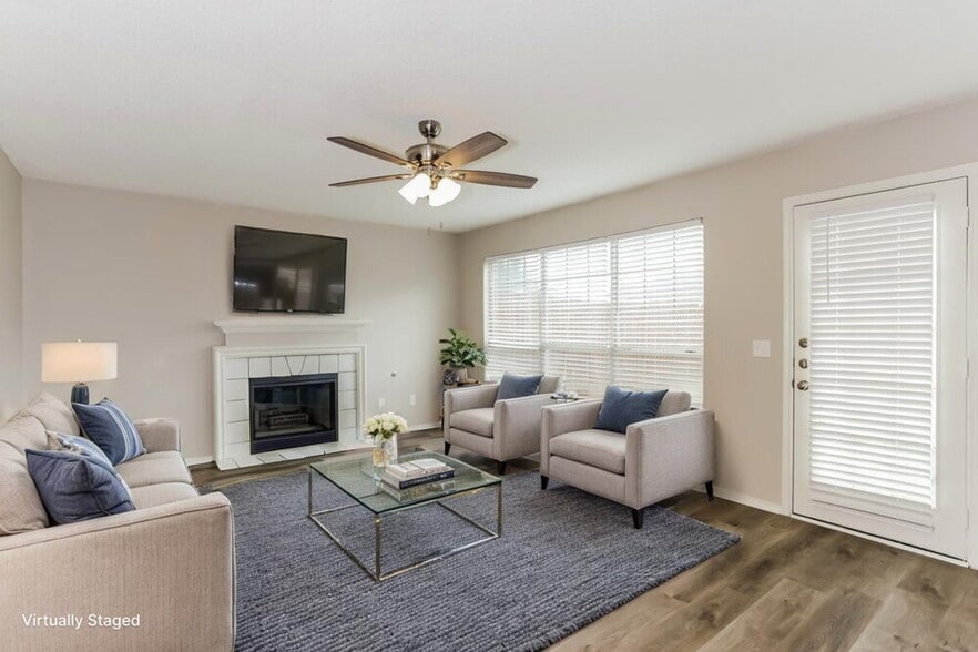 Building Photo - 1631 Chapman St