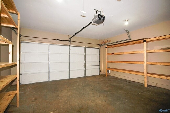 Building Photo - 127 Rebecca Pines Dr