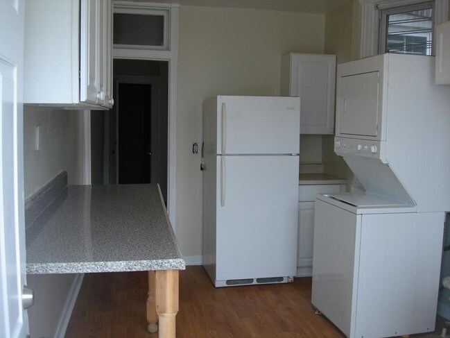 Building Photo - 223 N Luzerne Ave