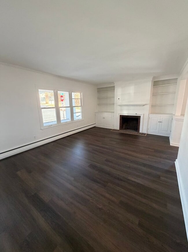 Building Photo - 17 N 24th St