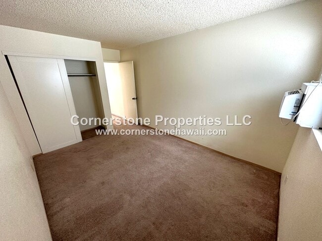 Building Photo - 46-267-267 Kahuhipa St