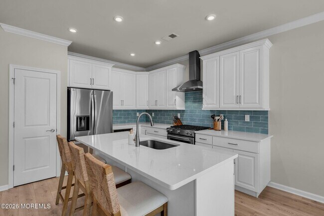 Building Photo - 22 Coburgh Dr