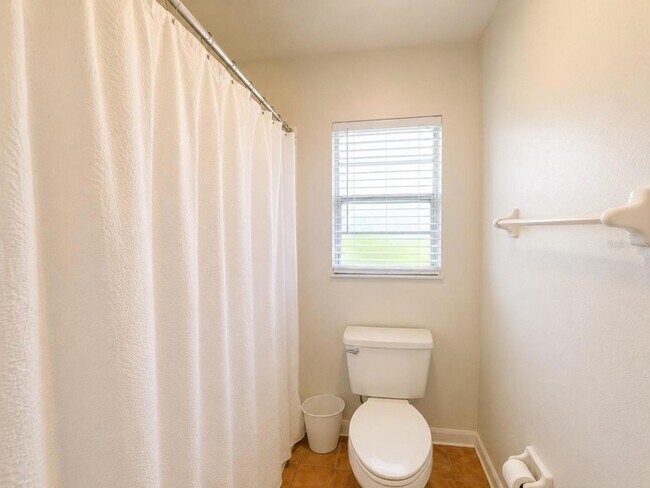 Building Photo - 310 Faircross Cir