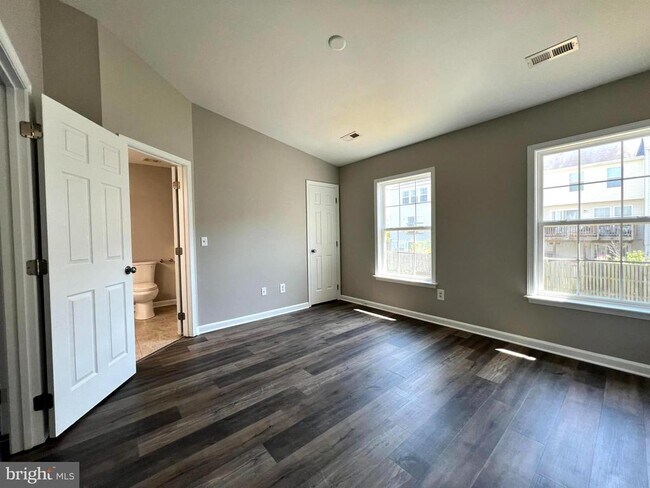 Building Photo - 17 Snead Drive.