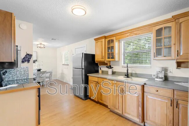 Building Photo - 3747 Florida 33