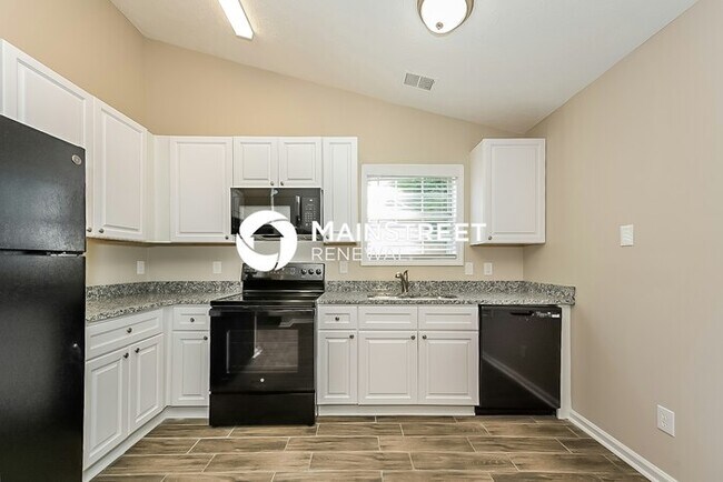 Building Photo - 3 Bedroom Pet-Friendly Home in CONLEY, GA with Main Street Renewal