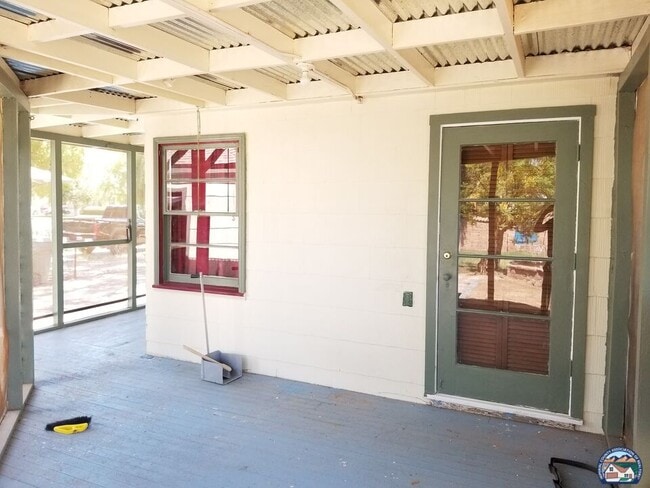 Building Photo - 285 W K St