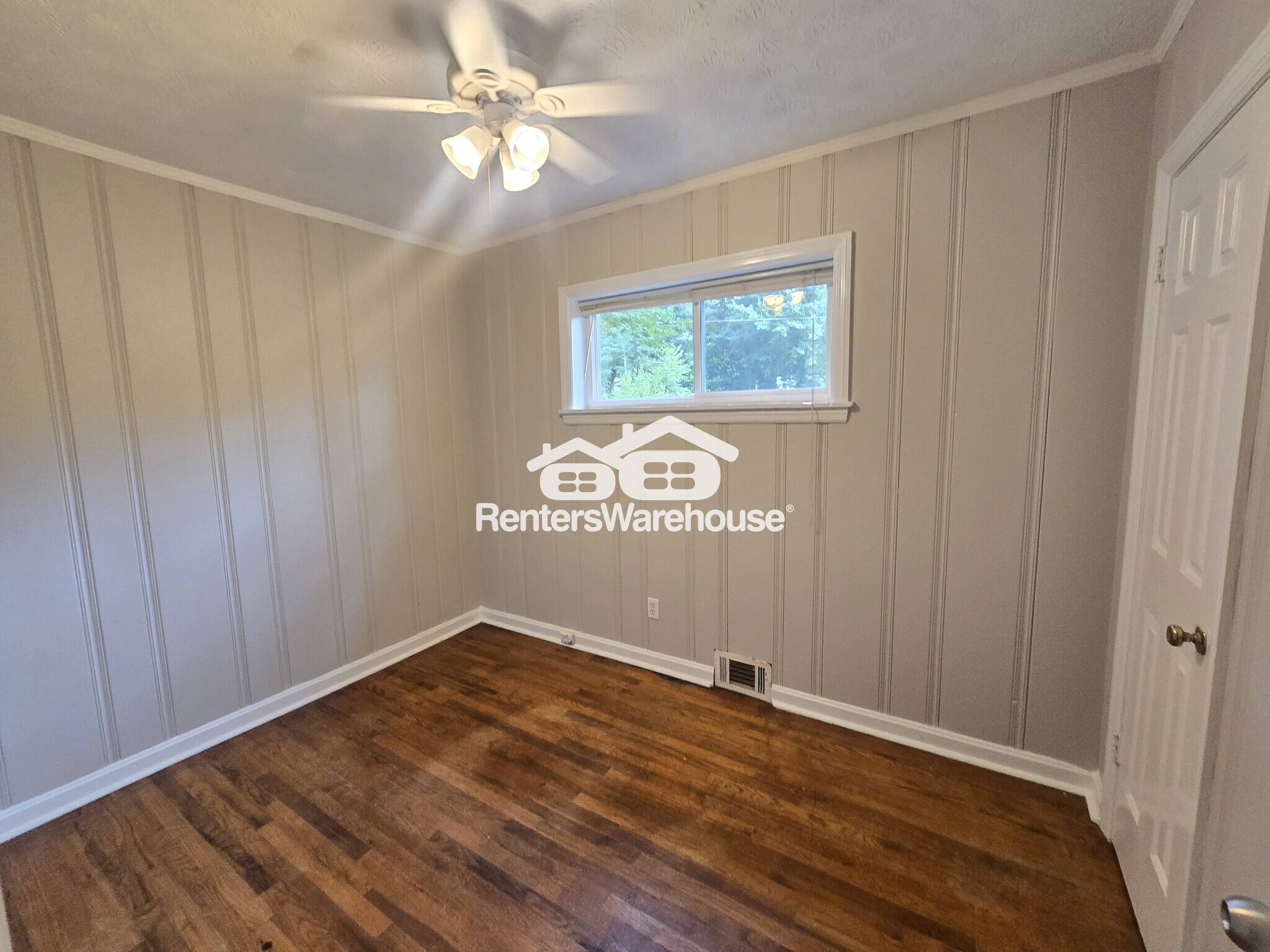 Building Photo - 1593 Tanager Cir