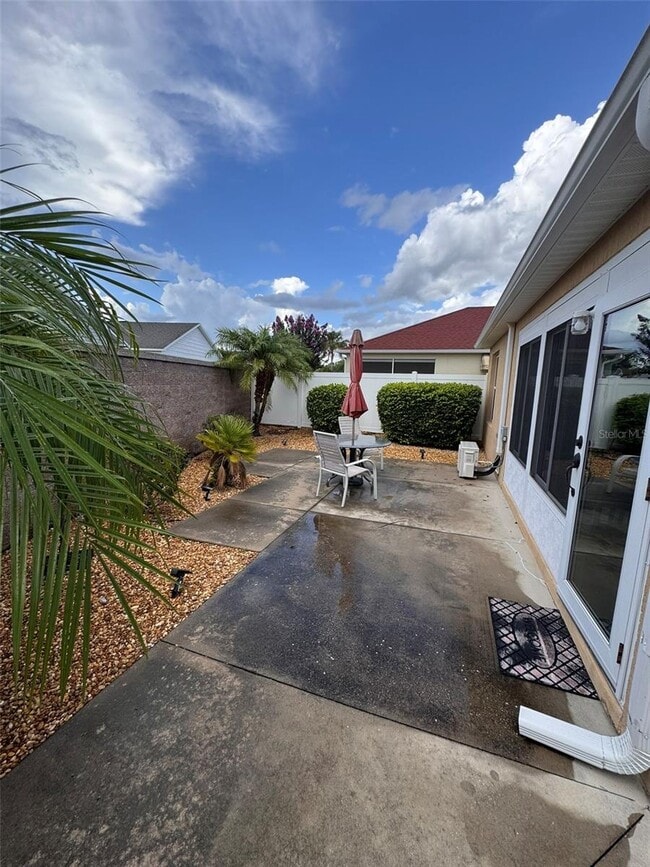 Building Photo - 3076 Gulfport Ct