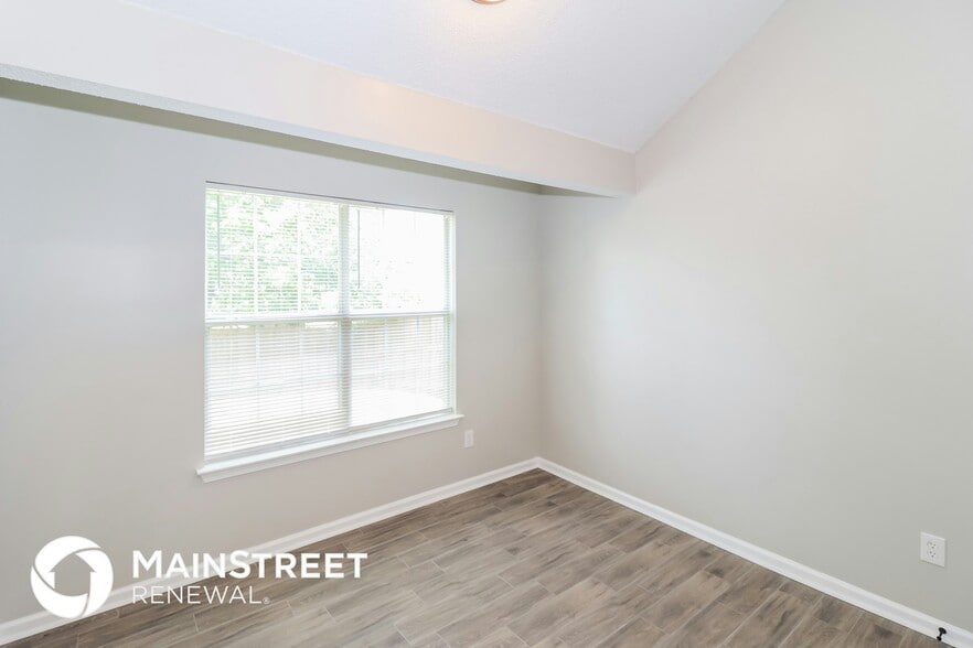 Building Photo - 5954 Chadwell Rd