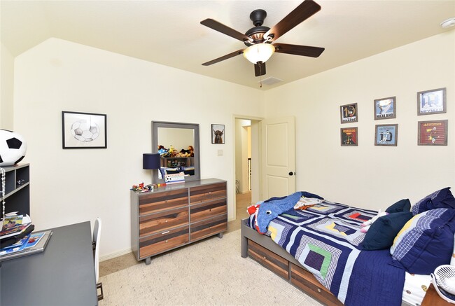 Building Photo - 13117 Stoneleigh Terrace Dr