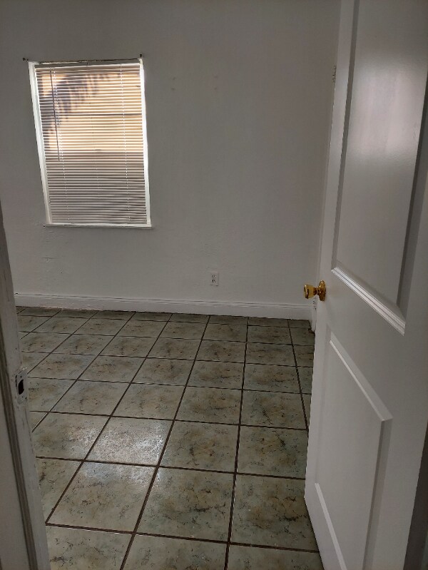 Building Photo - 2513 Grant St