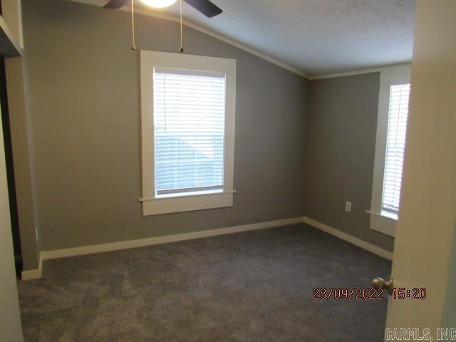 Building Photo - 521 Grove St