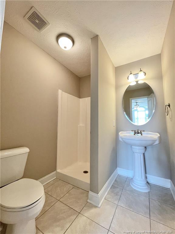 Building Photo - 108 Canyon Ct