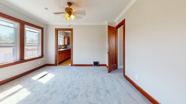 Building Photo - 6711 Dartworth Dr