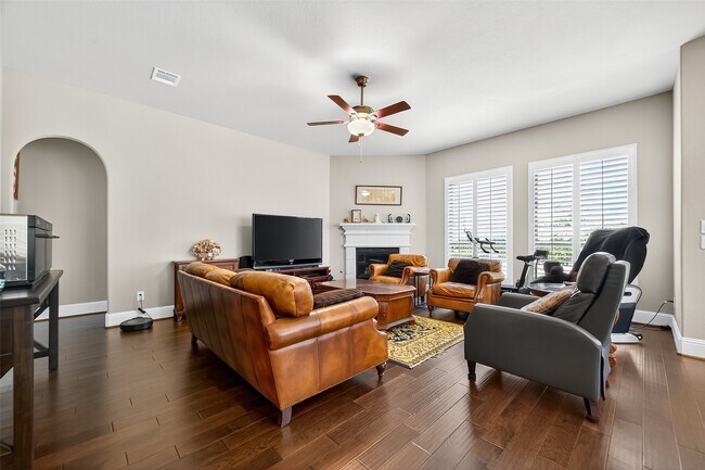 Building Photo - 14 Cottage Glen Ln