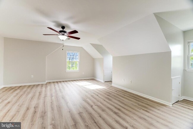 Building Photo - 13868 Racine Ct