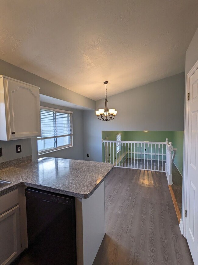 Building Photo - $1,800 Rent Credit! Spacious 5-Bed Clearfield Home with Garage & Fenced Yard