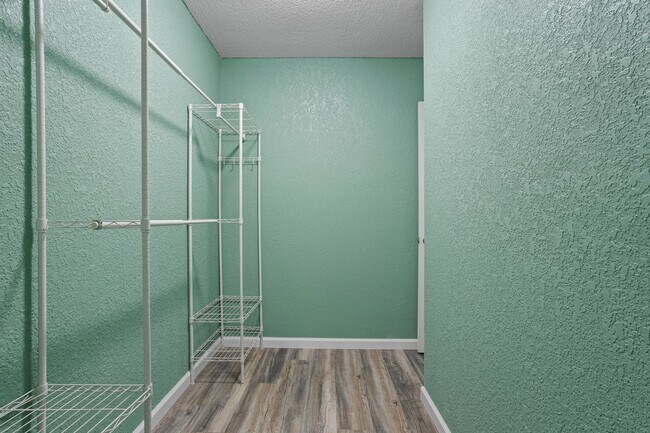 Building Photo - Beautiful home in Moss Point