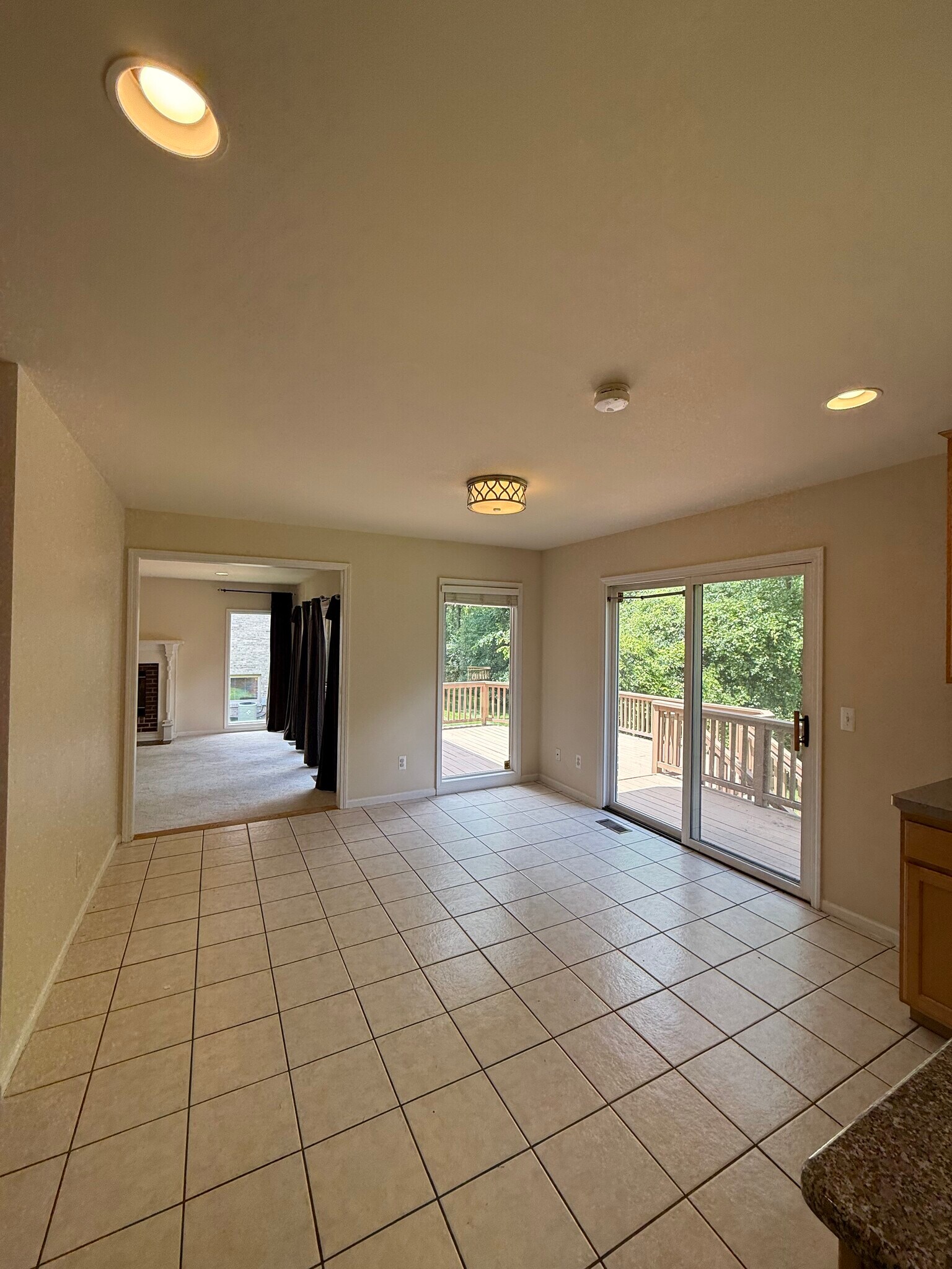Building Photo - 7782 Watford Dr