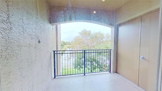 Building Photo - 11631 SW 2nd St