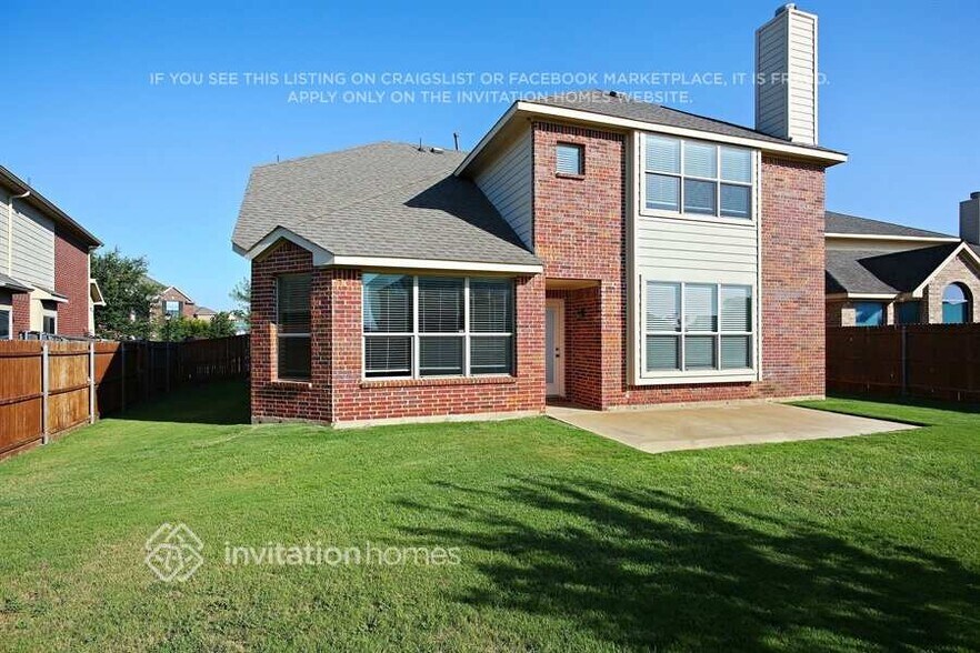 Building Photo - 1204 Litchfield Ln