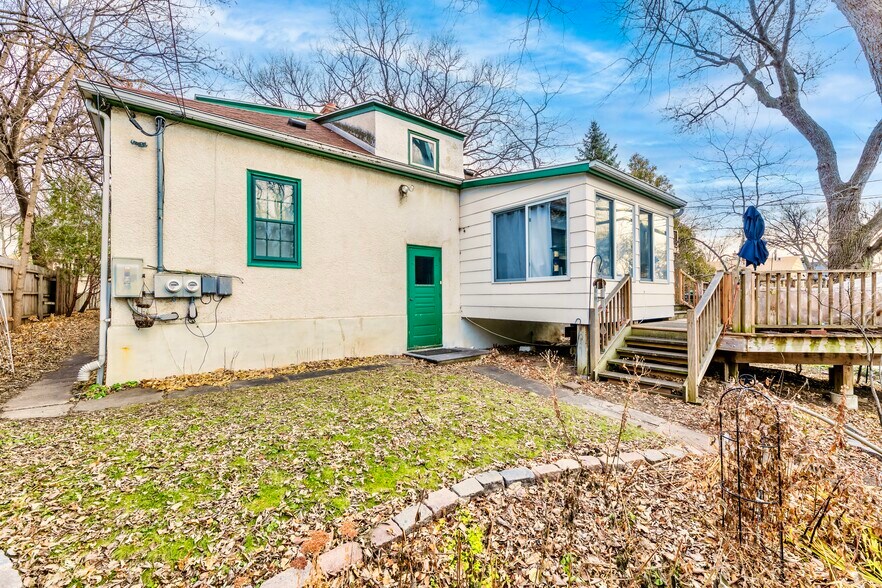 Backyard (Has since been landscaped) - 134 Warwick St SE