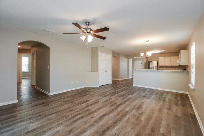 Building Photo - 77830 Lumber Creek Blvd