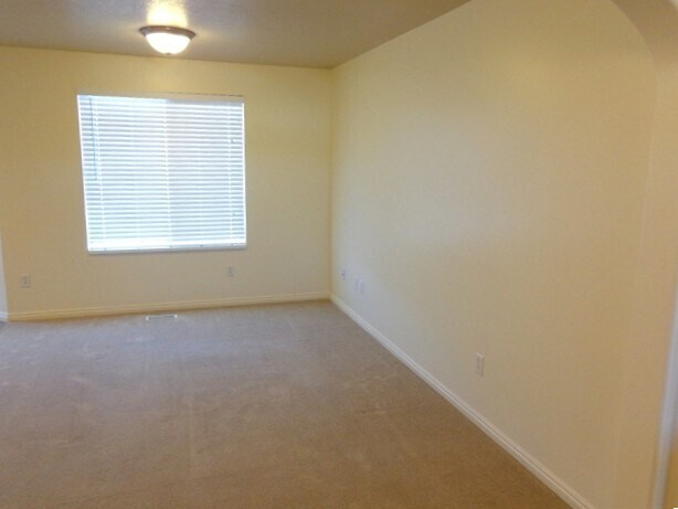 Building Photo - 358 Stamford Dr