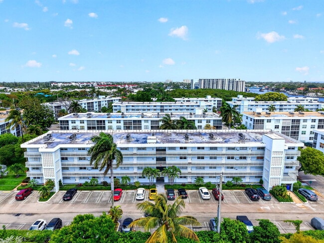 Building Photo - 2016 S Federal Hwy