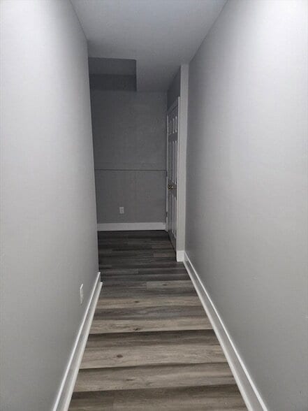 Building Photo - 123 Walnut St