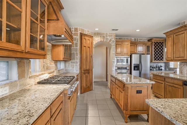 Building Photo - 446 High Point Dr