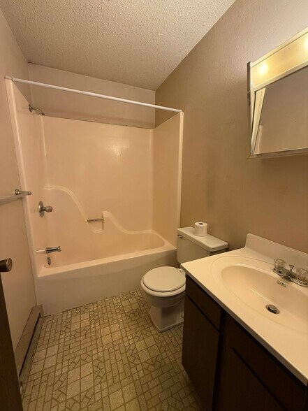 Bathroom - 203 S 6th St