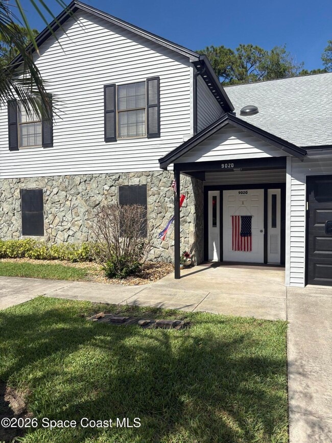 Building Photo - 9020 York Ln