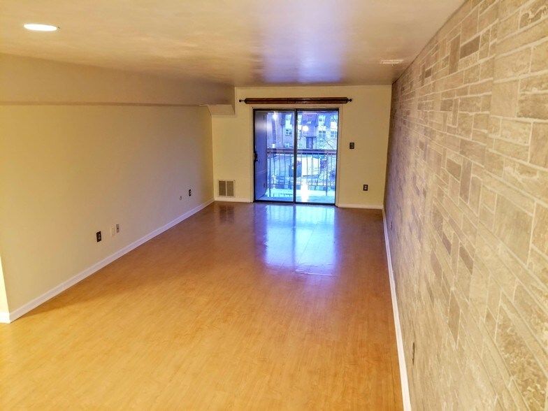 Building Photo - 1719 Raspberry Ct