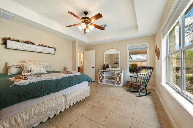 Building Photo - 3701 Del Robles Dr